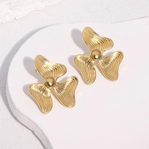 Three-petal wave flower stud earrings in 18k gold plated titanium steel for women
