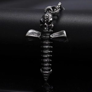 Pendente croce con teschio e colonna vertebrale gotica in acciaio argento vintage