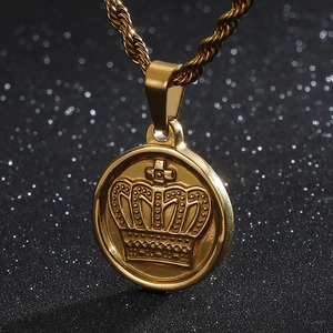 Classic gold stainless steel hip hop necklace with a crown embossed round military pendant