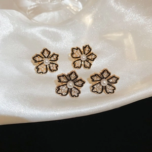 Alloy Enamel Flower Stud Earrings With 925 Sterling Silver Earring Post Imitation Artificial Pearl Rhinestone Vintage French Style
