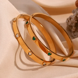 Heart Cubic Zirconia Bangle Bracelet 316L Stainless Steel 18K Gold Plated Hinge Buckle Fashion Jewelry For Women