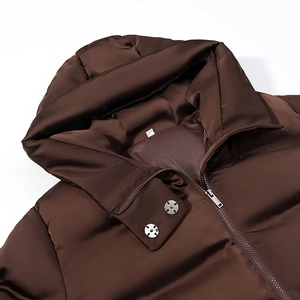 Veste courte brillante marron foncé pour femme avec capuche et fermeture éclair