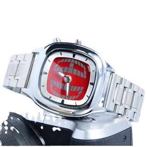 Vintage silver men's watch with a unique red grid dial and durable alloy link strap