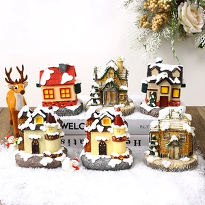 Lot de 6 maisons de Noël lumineuses en résine avec renne et bonhomme de neige