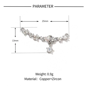 Détail du pendentif papillon argenté orné de zircons avec dimensions précises