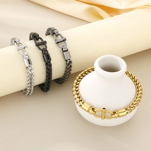 Bracelets chaîne en acier inoxydable pour hommes et femmes en finitions or, argent et noir