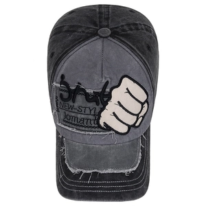 Distressed wash color-block baseball cap with New-Style embroidery and frayed edges