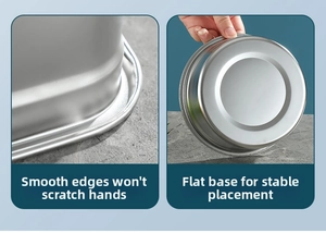 Close-up of smooth rolled edges and stable flat bottom of stainless steel food container