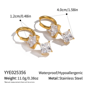Detailed size specifications for stainless steel star earrings with white zircon drops