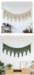 Detailansicht der Boho Makramee-Girlande mit Baumwollquasten und Naturholzperlen