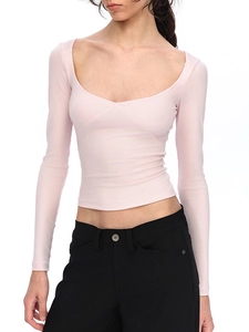 Slim fit light pink long sleeve T-shirt with deep U-neck and ribbed tencel fabric