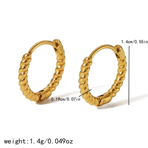 18k gold plated geometric twisted hoop earrings with diamond weight and size details