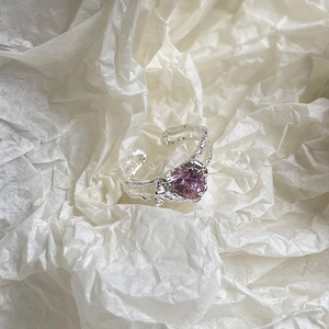 Irregular textured S925 sterling silver open ring with heart-shaped purple zircon stone