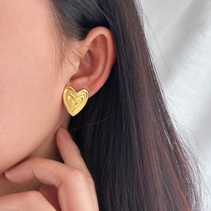 Heart Stud Earrings Gold Plated Stainless Steel Three-Dimensional Geometric Retro Elegant Minimalist Jewelry For Women