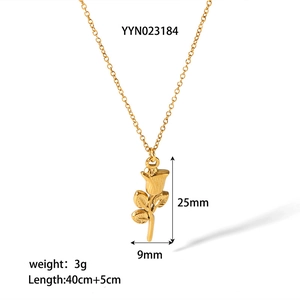 Detail view of 18K gold plated 3D rose pendant with dimensions and weight specs
