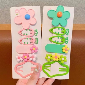 Lot de 5 barrettes colorées en résine avec fleurs et carottes pour filles