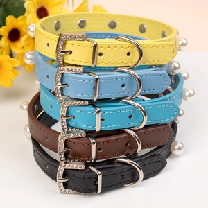Collier en cuir réglable pour animaux avec perles blanches et boucle en strass, 5 couleurs