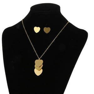 Parure de bijoux en acier inoxydable doré avec collier à cœurs et boucles d'oreilles