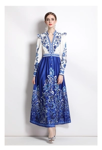 Detail of V-neck floral maxi dress with French retro style and silky blue flower prints