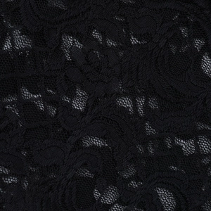 Gros plan sur un tissu en dentelle florale noire avec motifs crochetés et maille respirante