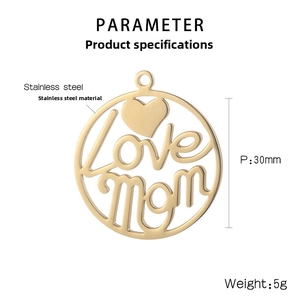 Detail of 30mm golden stainless steel Love Mom pendant with size and weight dimensions