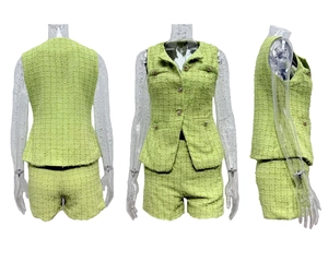 Vues détaillées multi-angles de l'ensemble gilet et short en tweed vert herbe pour femme
