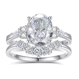 Elegant S925 sterling silver ring set with oval center stone and sparkling accent bands
