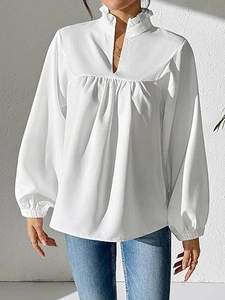 Elegante weiße Damenbluse mit V-Ausschnitt, modischem Rüschenkragen und Langarm-Design