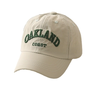 Kids quick-dry baseball cap with Oakland embroidery and adjustable strap in beige