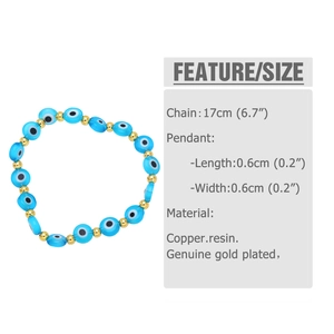 Dettaglio del bracciale Occhio del Diavolo da 17cm con perline in resina blu 6mm e rame dorato
