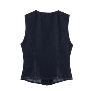 Ensemble en denim bleu foncé avec gilet ajusté et pantalon large à taille haute avec ceinture
