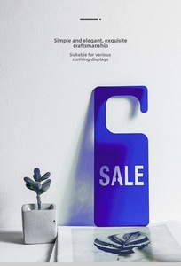 Cartel SALE de acrílico azul translúcido con gancho para promociones en tiendas
