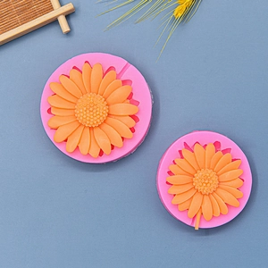 Moule en silicone marguerite pour bijoux en résine DIY avec textures de pétales en 3D