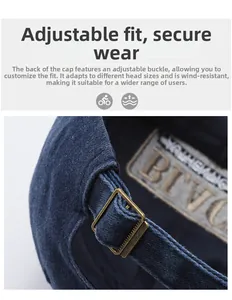 Nahaufnahme der verstellbaren Metallschnalle an der gewaschenen blauen Vintage-Kappe
