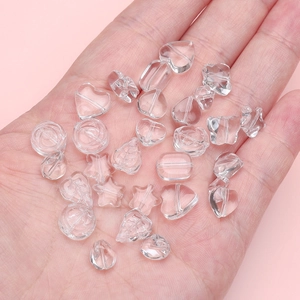 Transparente Glasperlen Set mit Herz und Schmetterling für DIY Schmuckherstellung