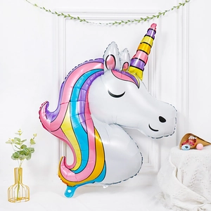 Ballon licorne arc-en-ciel pour fête d'anniversaire et décoration de mariage sur mur blanc
