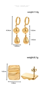 Détail des boucles d'oreilles goutte en acier titane doré avec dimensions et poids indiqués