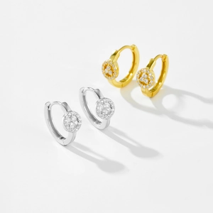 Classic S925 sterling silver hoop earrings in gold and silver finish with small crystals