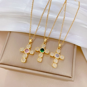 Cross Pendant Necklace Luxury Cubic Zirconia Gold Tone Titanium Steel Chain Copper Inlaid Dainty Clavicle Jewelry Women
