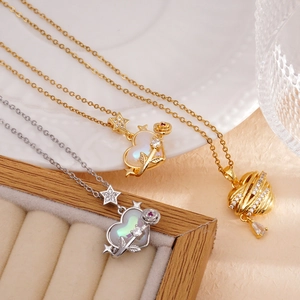 18K gold plated copper heart necklace with zircon crown and rose pendants set