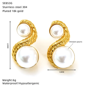 Spécifications détaillées des boucles d'oreilles perles en acier doré 18k avec dimensions