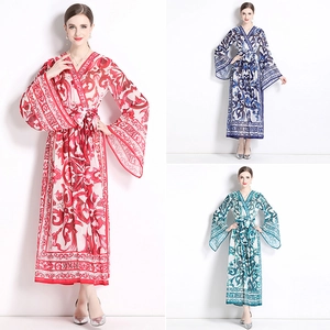 Robe Maxi Élégante Pour Femmes Avec Col En V Manches Évasées Imprimé Fleuri Mousseline Ligne A