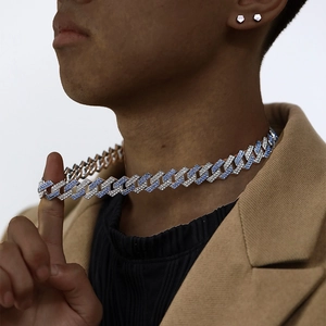 Collana Miami Cuban 15mm bicolore blu e bianco con diamanti e orecchini a stella