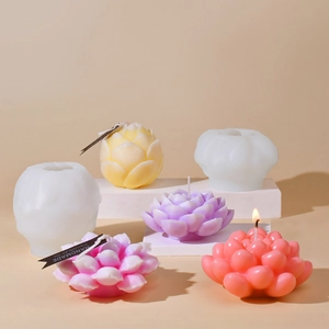 Stampi in silicone per candele succulente a forma di loto con pezzi in cera colorata