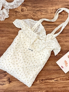 Floral chiffon tote bag with ruffle trim and pleated texture in fresh sweet style