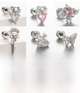 Dettagli dei piercing per cartilagine 0,8x6mm con zirconi rosa e chiusura a vite