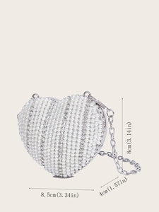 Mini heart-shaped evening bag dimensions: 8.5x8x4cm with pearls and rhinestones