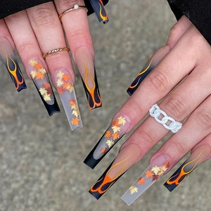 Autumn Maple Leaf Flame Pattern Press On Nails Long Coffin Artificial Nails Matte Vintage Design For Women Girls