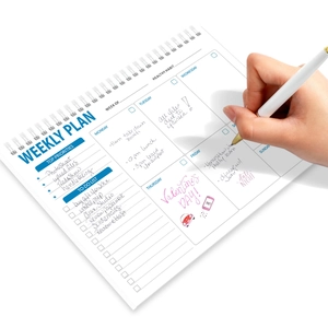 Minimalist A4/A5 weekly planner notebook with spiral binding and to-do list sections