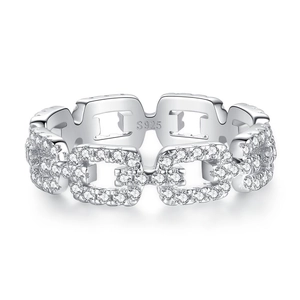 S925 sterling silver chain link ring with pavé sparkling cubic zirconia stones